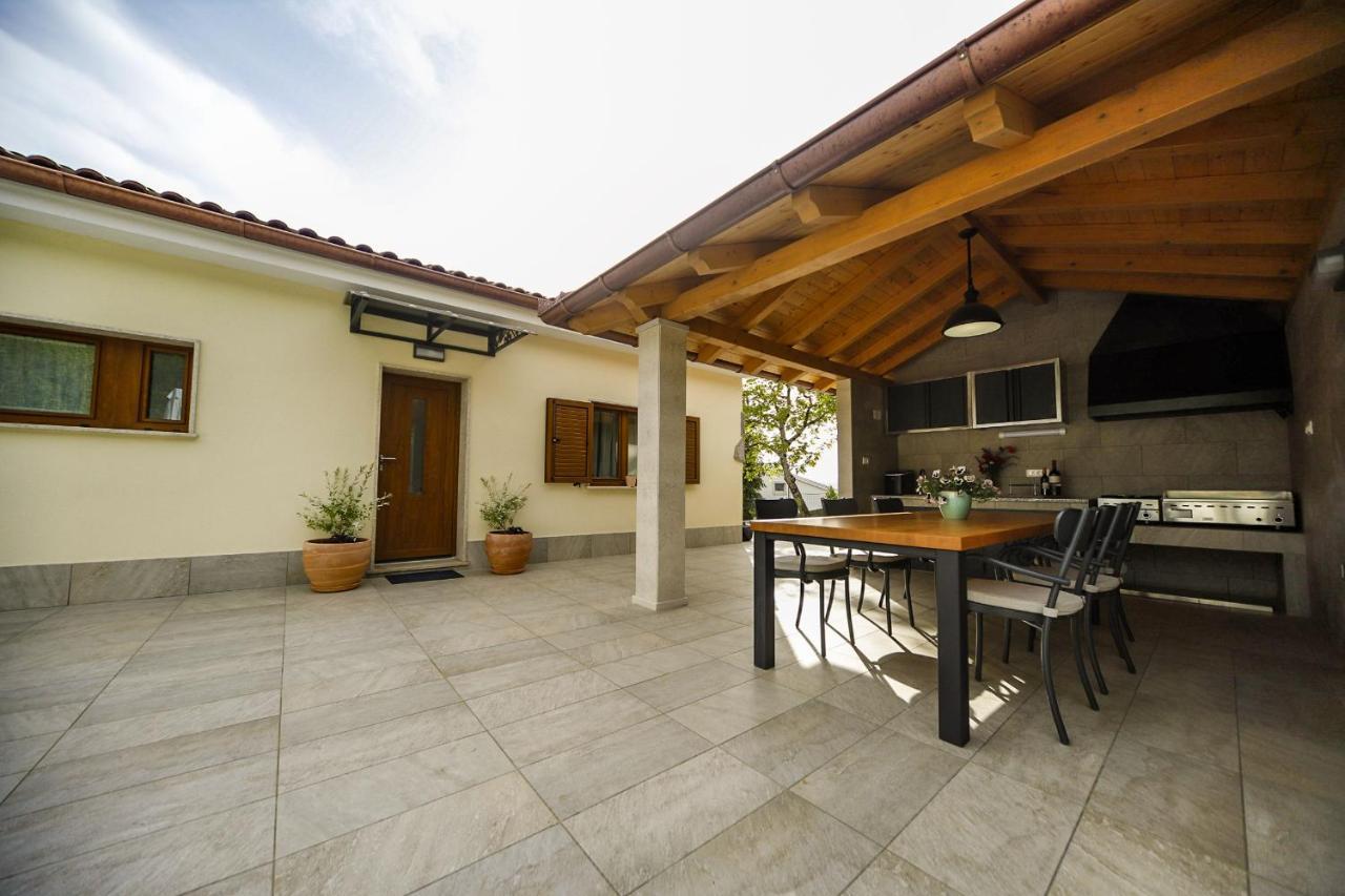 Casa Tilia Sapjane Exterior foto